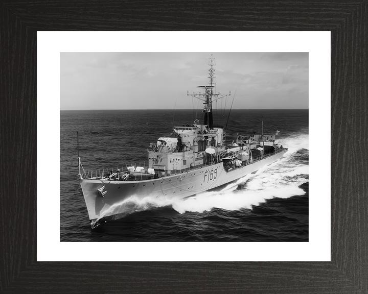HMS Paladin (F169) Photo Print - At Sea - Royal Navy Type 16 Frigate Hampshire Prints 10 x 8 Black Frame Yes