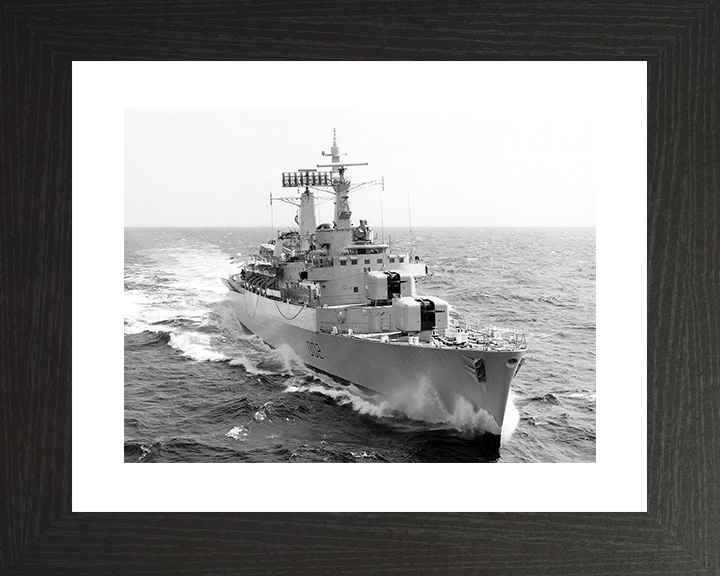 HMS Devonshire (D02) Royal Navy County Class Destroyer Starboard Bow View Photo Print Wall Art Decor Posters, Prints, & Visual Artwork Hampshire Prints 10 x 8 Black Frame Yes