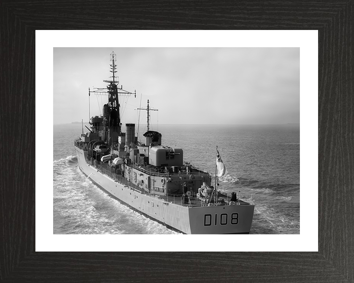 HMS Dainty (D108) Photo Print - Stern View 1964 - Royal Navy Daring Class Destroyer Hampshire Prints 10 x 8 Black Frame Yes