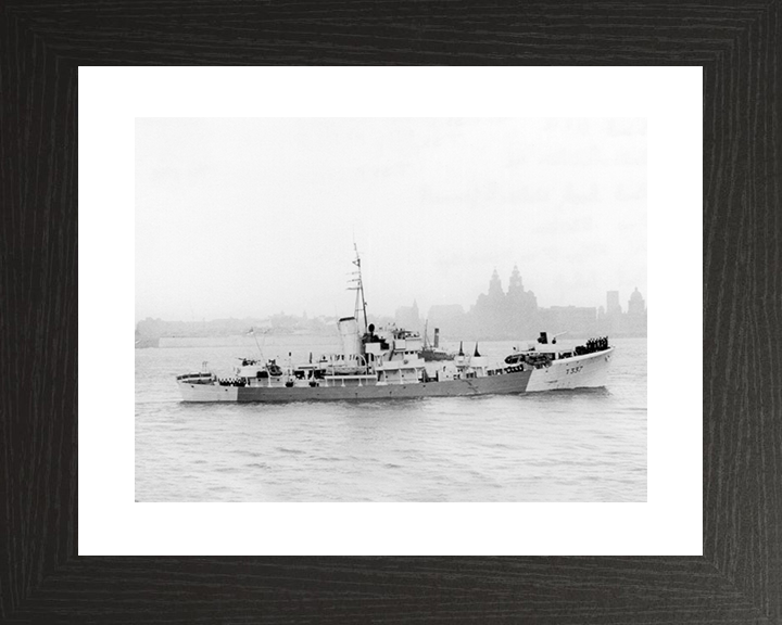 HMS Coldstreamer (T337) Royal Navy Military Class Trawler Starboard View Photo Print Wall Art Decor Posters, Prints, & Visual Artwork Hampshire Prints 10 x 8 Black Frame Yes