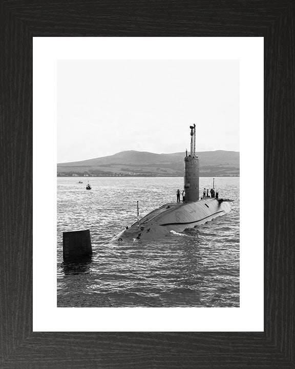 HMS Conqueror S48 Royal Navy Churchill class Submarine Photo Print or Framed Print - Hampshire Prints