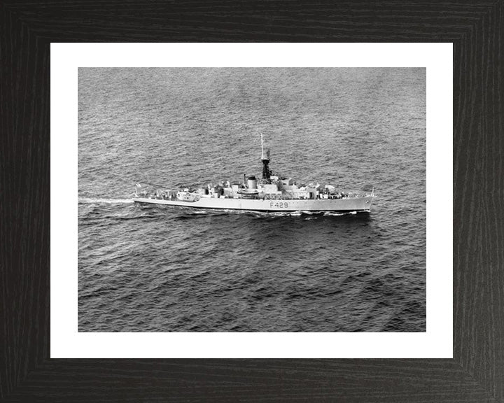 HMS Loch Fyne K429 | Photo Print | Framed Print | Loch Class | Frigate | Royal Navy Hampshire Prints
