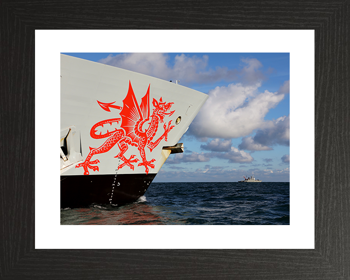 HMS Dragon (D35) Royal Navy Type 45 Destroyer Dragon Emblem Photo Print Wall Art Decor Posters, Prints, & Visual Artwork Hampshire Prints 10 x 8 Black Frame Yes