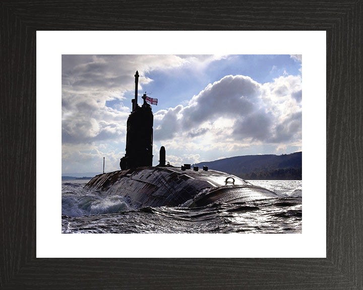 HMS Superb S109 Submarine | Photo Print | Framed Print | Swiftsure Class | Royal Navy Hampshire Prints