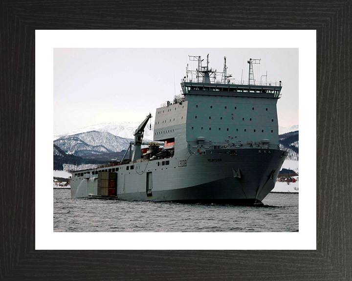 RFA Mounts Bay L3008 | Photo Print | Framed Print | Bay Class | Auxiliary Dock | Royal Fleet Auxiliary Hampshire Prints