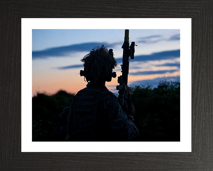 Royal Marines Sunset Silhouette - 40 Commando Hampshire Prints 10 x 8 Black Frame Yes