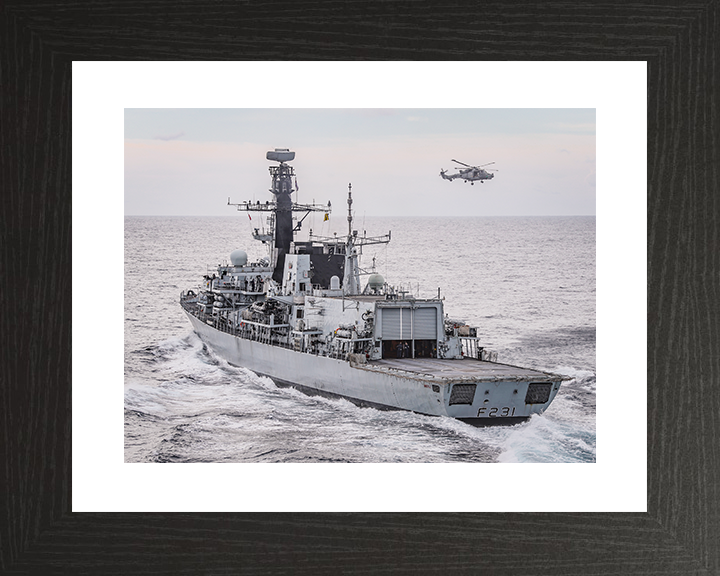 HMS Argyll (F231) Royal Navy Type 23 Frigate With Lynx Helicopter Wall Art Photo Print Naval Decor Posters, Prints, & Visual Artwork Hampshire Prints 10 x 8 Black Frame Yes
