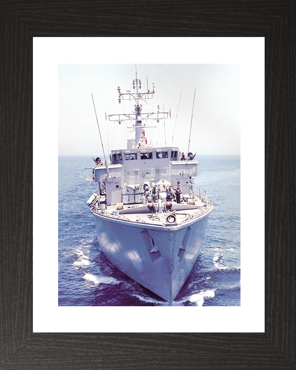 HMS Brecon (M29) Royal Navy Hunt Class Mine Warfare Vessel Bow View Photo Print Wall Art Decor Posters, Prints, & Visual Artwork Hampshire Prints 10 x 8 Black Frame Yes