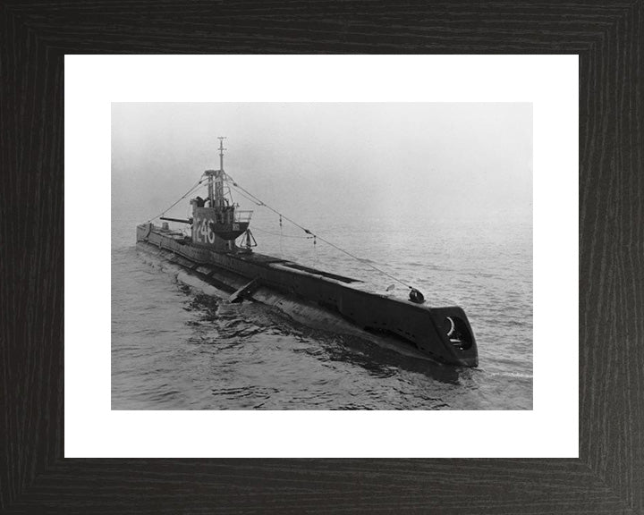 HMS Statesman (P246) Photo Print - Starboard Bow View - Royal Navy S Class Submarine Hampshire Prints 10 x 8 Black Frame Yes