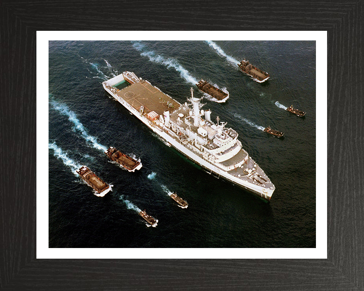 HMS Fearless L10 Royal Navy Fearless class amphibious ship Photo Print or Framed Print - Hampshire Prints