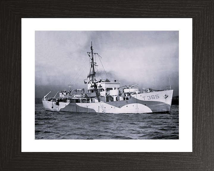 HMS Gulland (T365) Royal Navy Isles Class Trawler At Sea 1943 Photo Print Wall Art Decor Posters, Prints, & Visual Artwork Hampshire Prints 10 x 8 Black Frame Yes