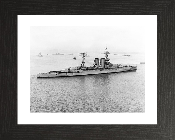 HMS Barham (04) Royal Navy Queen Elizabeth Class Battleship Scapa Flow 1917 Photo Print Wall Art Decor Posters, Prints, & Visual Artwork Hampshire Prints 10 x 8 Black Frame Yes