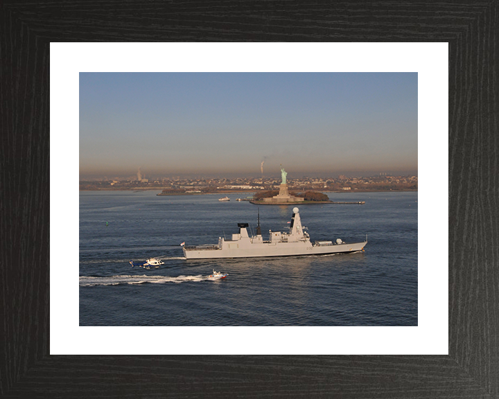 HMS Daring (D32) Royal Navy Type 45 Destroyer Entering New York 2010 Photo Print Wall Art Decor Posters, Prints, & Visual Artwork Hampshire Prints 10 x 8 Black Frame Yes