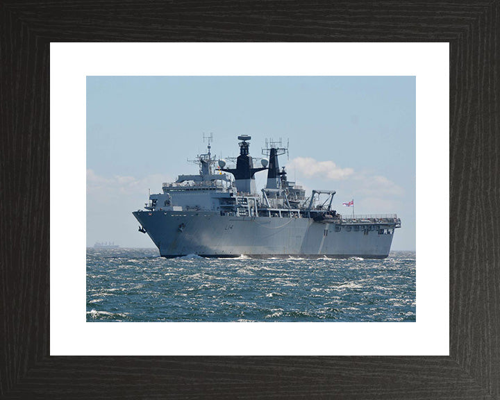 HMS Albion L14 | Photo Print | Framed Print | Albion Class | Amphibious ship | Royal Navy Hampshire Prints