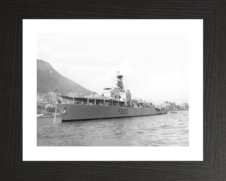HMS St Brides Bay K600 | Photo Print | Framed Print | Bay Class | Frigate | Royal Navy Hampshire Prints