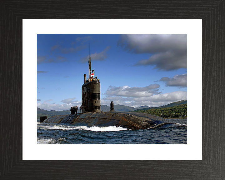 HMS Superb S109 Royal Navy Swiftsure class Submarine Photo Print or Framed Print - Hampshire Prints