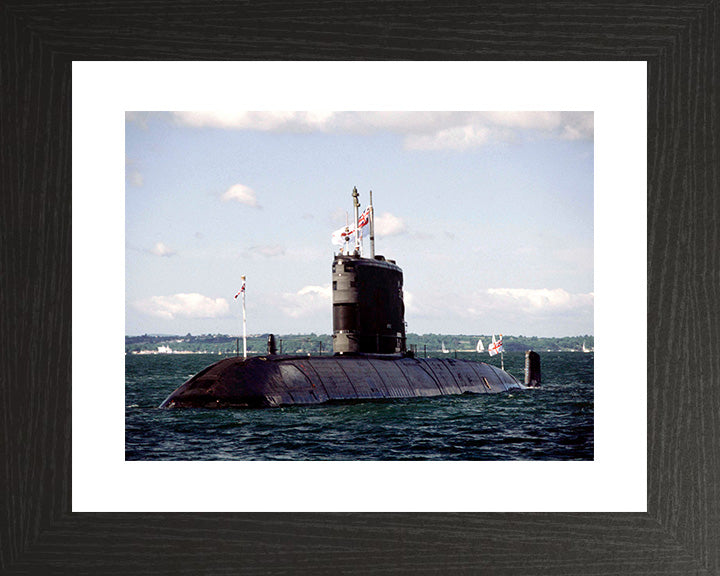 HMS Ursula S42 Royal Navy Victoria class Submarine Photo Print or Framed Print - Hampshire Prints