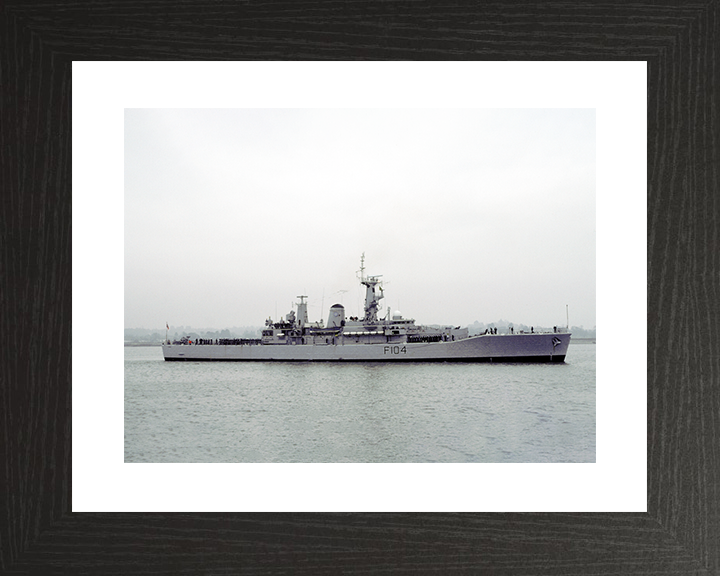 HMS Dido (F104) Royal Navy Leander Class Frigate Low Starboard Beam View Photo Print Wall Art Decor Posters, Prints, & Visual Artwork Hampshire Prints 10 x 8 Black Frame Yes