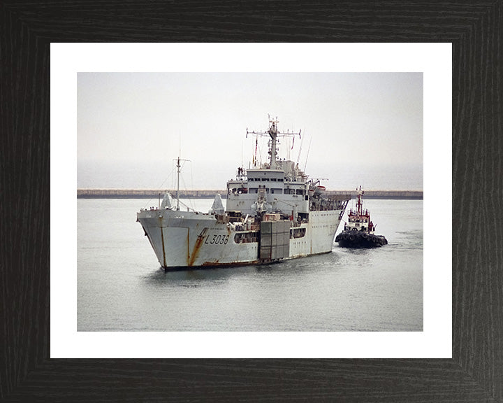 RFA Sir Percivale (L3036) Photo Print - With Tug - Royal Fleet Auxiliary Round Table Class Ship Hampshire Prints 10 x 8 Black Frame Yes
