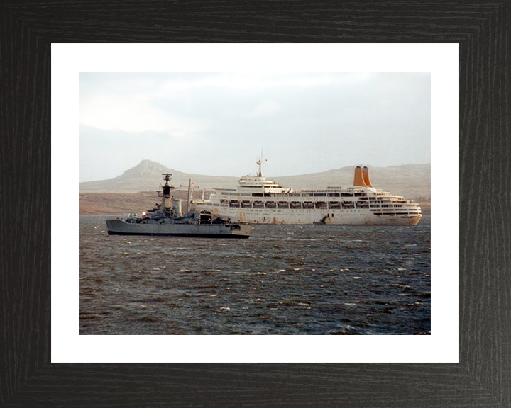 HMS Andromeda (F57) Photo Print - Falklands 1982 - Royal Navy Leander Class Frigate Hampshire Prints 10 x 8 Black Frame Yes