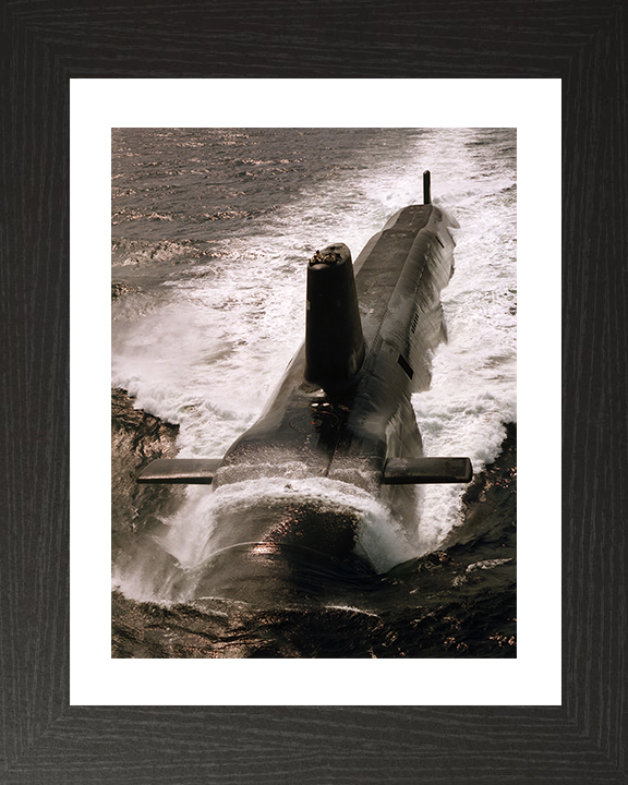 HMS Victorious (S29) Photo Print - Clyde 1994 - Royal Navy Vanguard Class Submarine Hampshire Prints 10 x 8 Black Frame Yes