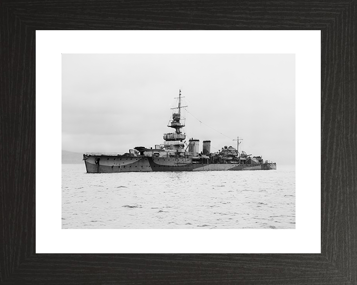 HMS Cardiff (D58) Royal Navy C Class Light Cruiser Port Side View Photo Print Wall Art Decor Posters, Prints, & Visual Artwork Hampshire Prints 10 x 8 Black Frame Yes