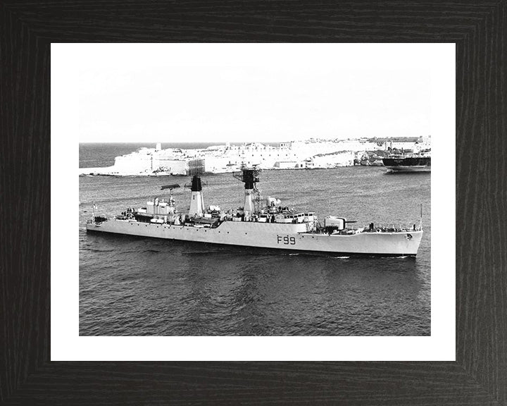 HMS Lincoln F99 | Photo Print | Framed Print | Salisbury Class | Frigate | Royal Navy Hampshire Prints