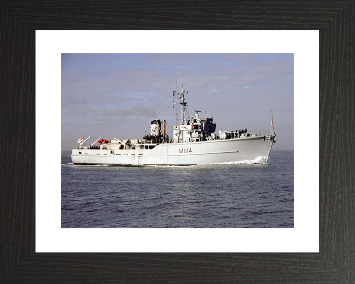 HMS Brinton (M1114) Royal Navy Ton Class Minesweeper Starboard View Photo Print Wall Art Decor Posters, Prints, & Visual Artwork Hampshire Prints 10 x 8 Black Frame Yes