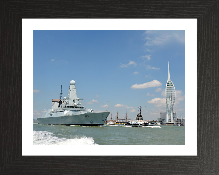 HMS Daring (D32) Royal Navy Type 45 Destroyer Leaves Portsmouth 2013 Photo Print Wall Art Decor Posters, Prints, & Visual Artwork Hampshire Prints 10 x 8 Black Frame Yes
