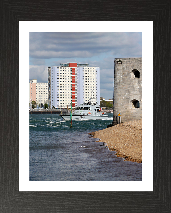 HMS Archer (P264) Photo Print - Round Tower 2017 - Royal Navy Archer Class P2000 Patrol Vessel Posters, Prints, & Visual Artwork Hampshire Prints 10 x 8 Black Frame Yes