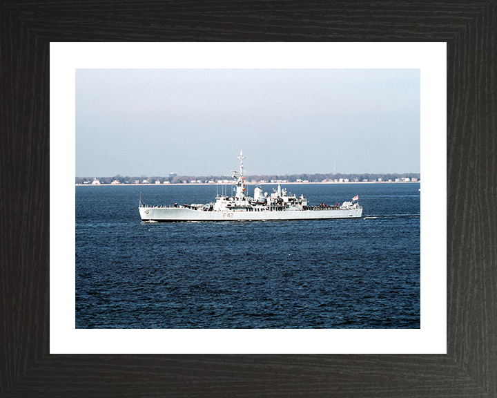HMS Phoebe (F42) Photo Print - Virgina 1990 - Royal Navy Leander Class Frigate Hampshire Prints 10 x 8 Black Frame Yes