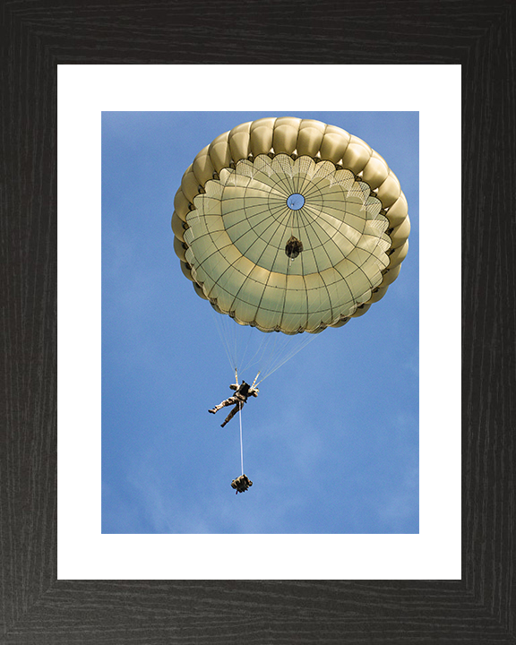 British Army Paratrooper Under Canopy From Below Photo Print Wall Art Military Decor Posters, Prints, & Visual Artwork Hampshire Prints 10 x 8 Black Frame Yes