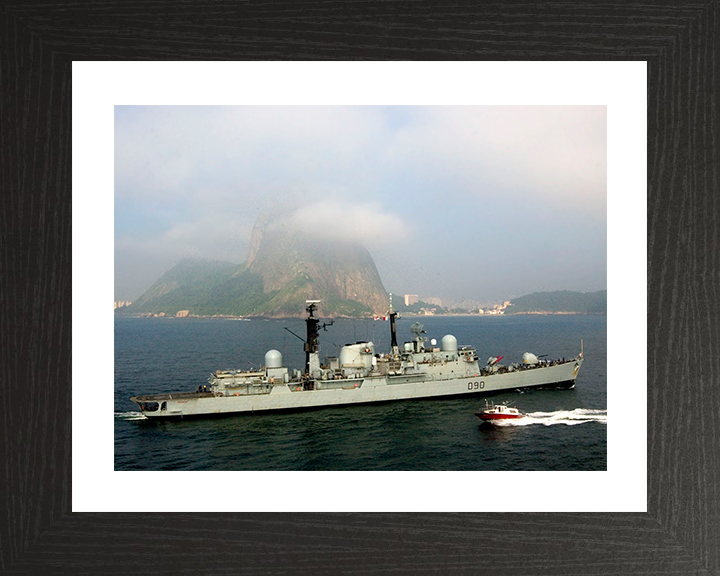HMS Southampton (D90) Photo Print - Rio de Janeiro 2005 - Royal Navy Type 42 Destroyer Posters, Prints, & Visual Artwork Hampshire Prints 10 x 8 Black Frame Yes