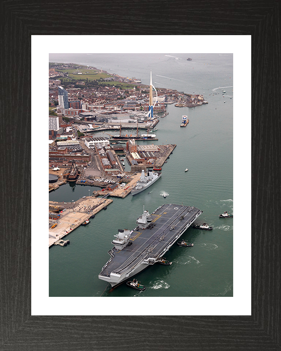 HMS Queen Elizabeth (R08) Photo Print - Portsmouth 2017 - Royal Navy Queen Elizabeth Class Aircraft Carrier Hampshire Prints 10 x 8 Black Frame Yes