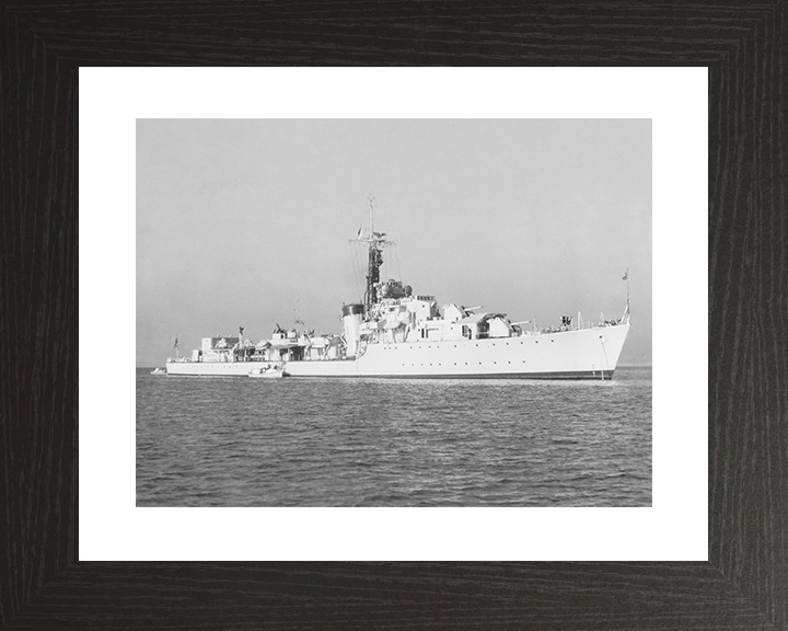 HMS Chequers (R61) Royal Navy C Class Destroyer Starboard Beam View Photo Print Wall Art Decor Posters, Prints, & Visual Artwork Hampshire Prints 10 x 8 Black Frame Yes