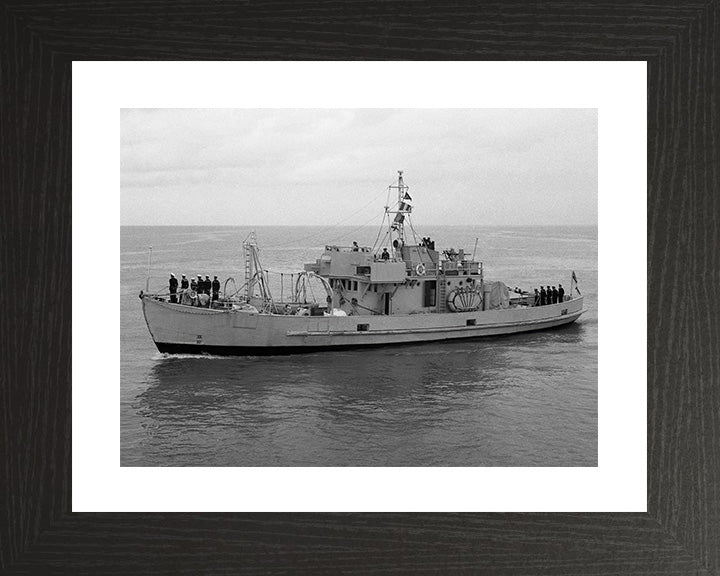HMT Thames (1938) | Photo Print | Framed Print | Poster | Rescue Tugboat | Royal Navy Hampshire Prints