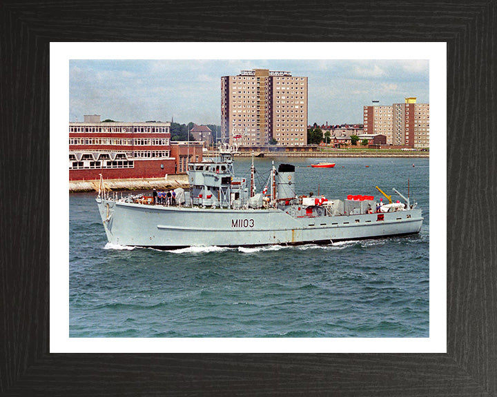 HMS Alfriston M1103 | Photo Print | Framed Print | Ton Class | Minesweeper | Royal Navy Hampshire Prints