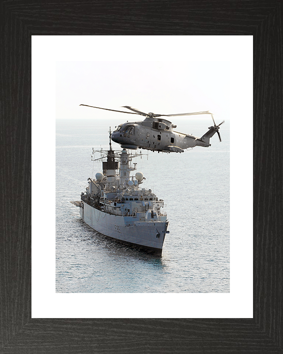 HMS Cumberland (F85) Royal Navy Type 22 Frigate With Merlin 2009 Photo Print Wall Art Decor Posters, Prints, & Visual Artwork Hampshire Prints 10 x 8 Black Frame Yes