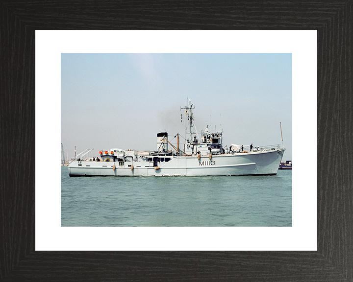 HMS Brereton (M1113) Royal Navy Ton Class Minesweeper Coming Alongside Photo Print Wall Art Decor Posters, Prints, & Visual Artwork Hampshire Prints 10 x 8 Black Frame Yes