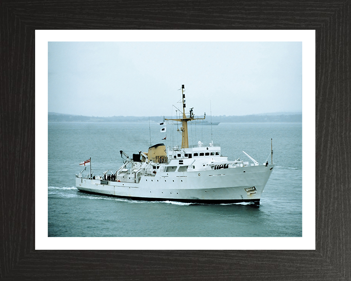 HMS Fawn A325 | Photo Print | Framed Print | Bulldog Class | Hydrographic Survey Ship | Royal Navy Hampshire Prints