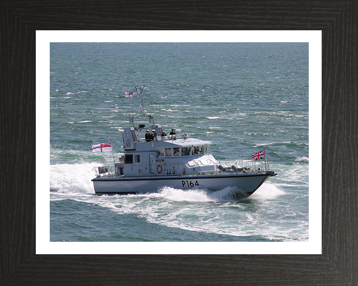 HMS Explorer P164 Royal Navy Archer class P2000 patrol vessel Photo Print or Framed Print - Hampshire Prints