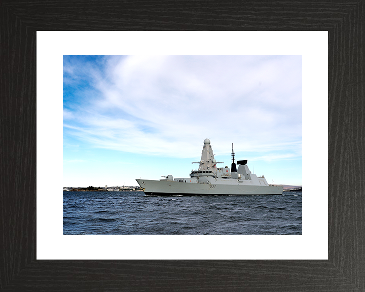 HMS Duncan (D37) Royal Navy Type 45 Destroyer Underway Port Beam View Photo Print Wall Art Decor Posters, Prints, & Visual Artwork Hampshire Prints 10 x 8 Black Frame Yes