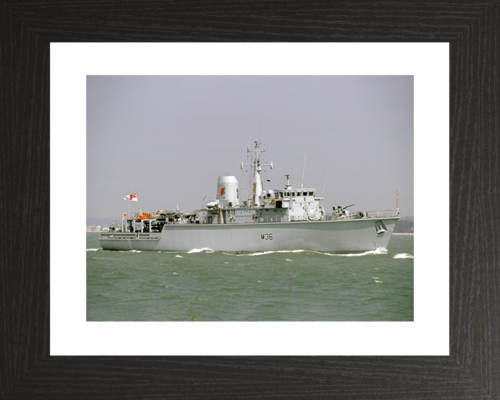 HMS Bicester (M36) Royal Navy Hunt Class Mine Warfare Vessel Underway Photo Print Wall Art Decor Posters, Prints, & Visual Artwork Hampshire Prints 10 x 8 Black Frame Yes