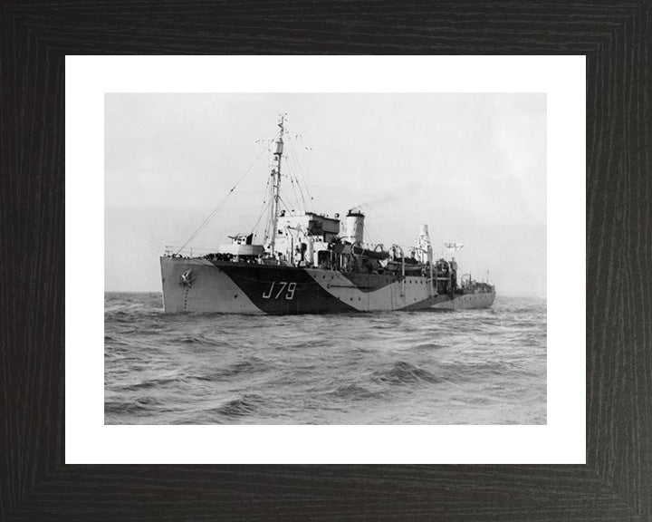 HMS Scott J79 | Photo Print | Framed Print | Halcyon Class | Minesweeper | Royal Navy Hampshire Prints