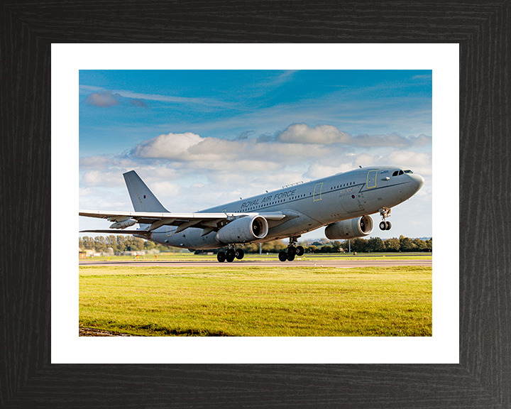 RAF Voyager aircraft Taking off Photo Print - Royal Air Force Aircraft Hampshire Prints 10 x 8 Black Frame Yes