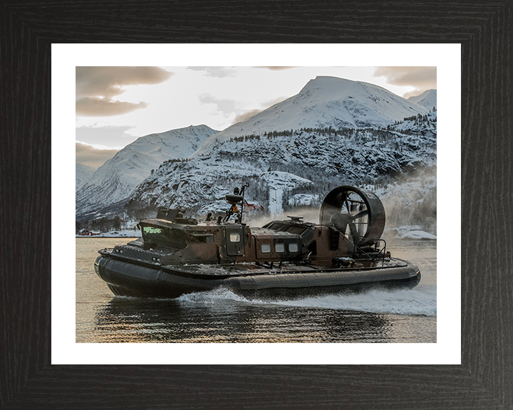 Royal Marines Commandos Drive a LCAC Hovercraft Photo Print Hampshire Prints 10 x 8 Black Frame Yes