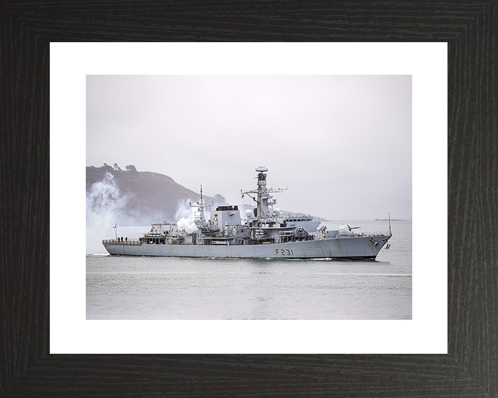HMS Argyll (F231) Royal Navy Type 23 Frigate Firing Photo Print Wall Art Decor Posters, Prints, & Visual Artwork Hampshire Prints 10 x 8 Black Frame Yes