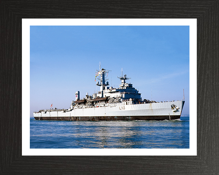 HMS Fearless L10 Royal Navy Fearless class amphibious ship Photo Print or Framed Print - Hampshire Prints