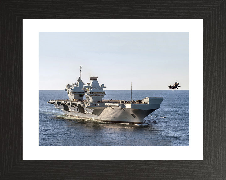 HMS Queen Elizabeth R08 Royal Navy Queen Elizabeth Class Aircraft Carrier Photo Print or Framed Print - Hampshire Prints