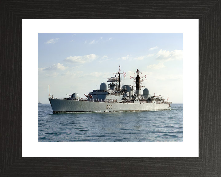 HMS Birmingham (D86) Royal Navy Type 42 Destroyer Entering Harbour Photo Print Wall Art Decor Posters, Prints, & Visual Artwork Hampshire Prints 10 x 8 Black Frame Yes